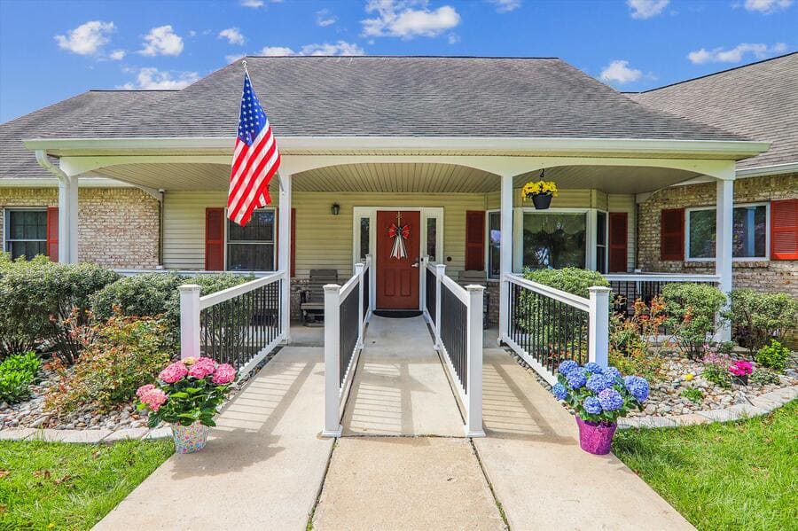assisted living for seniors in clarksville